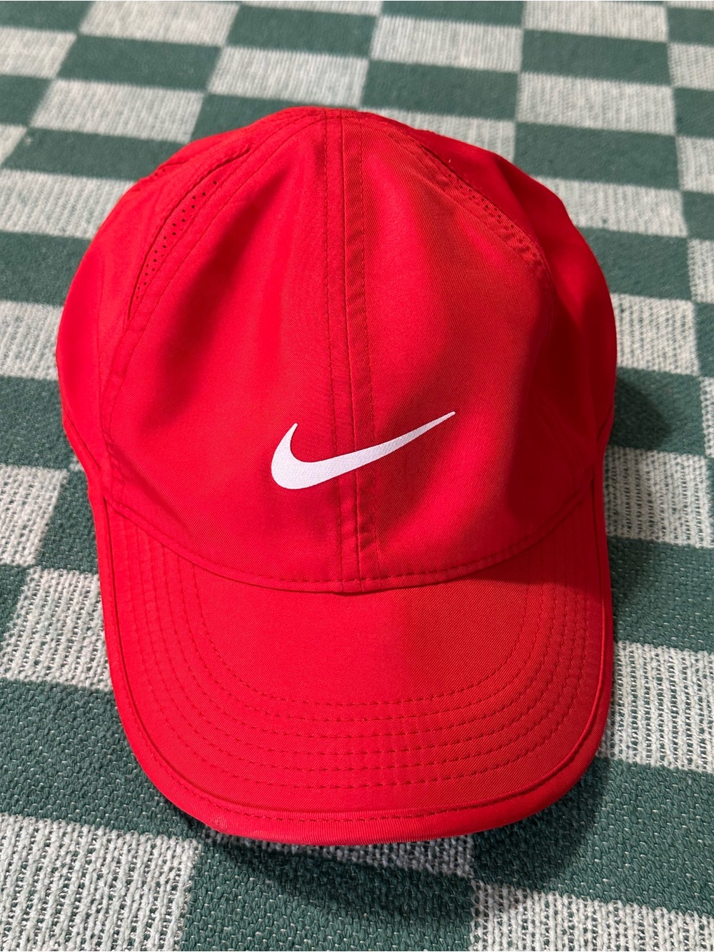 Nike AeroBill Featherlight Dri-FIT Performance Hat Cap